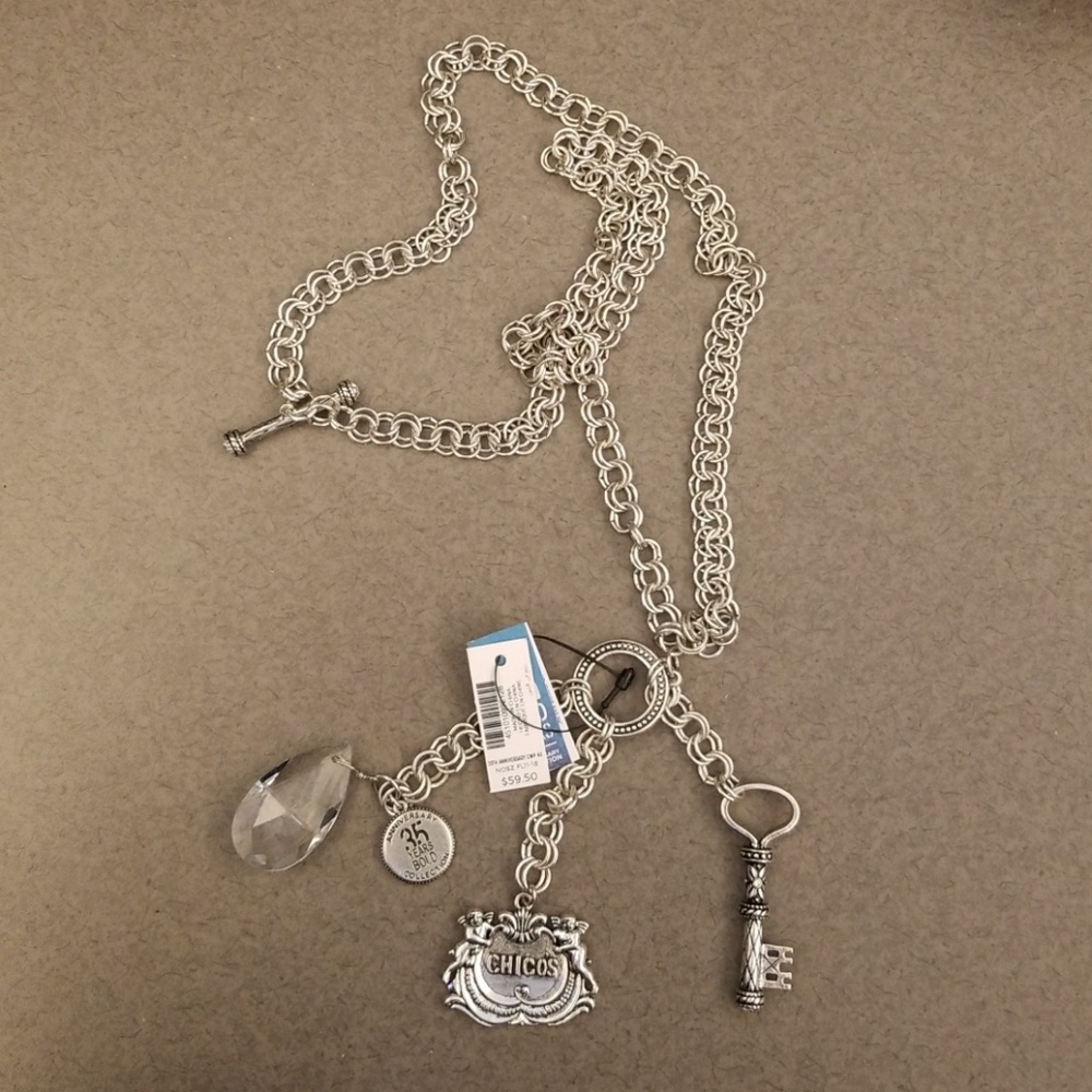 Necklace, silver
